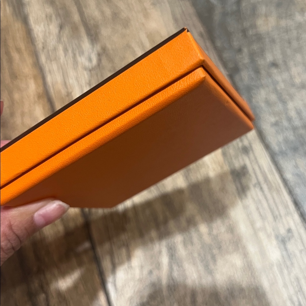 Hermes Gift Storage Box - Picture 8 of 14